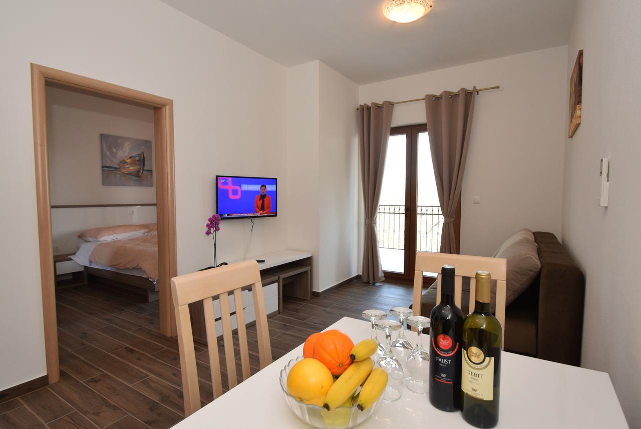 Apartments Paklenica スタリグラード エクステリア 写真