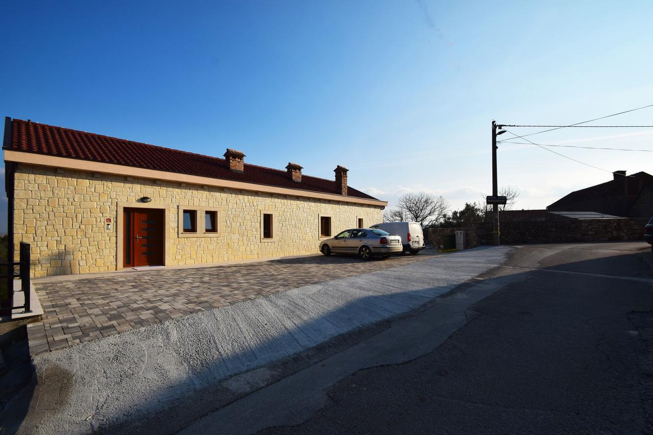 Apartments Paklenica スタリグラード エクステリア 写真