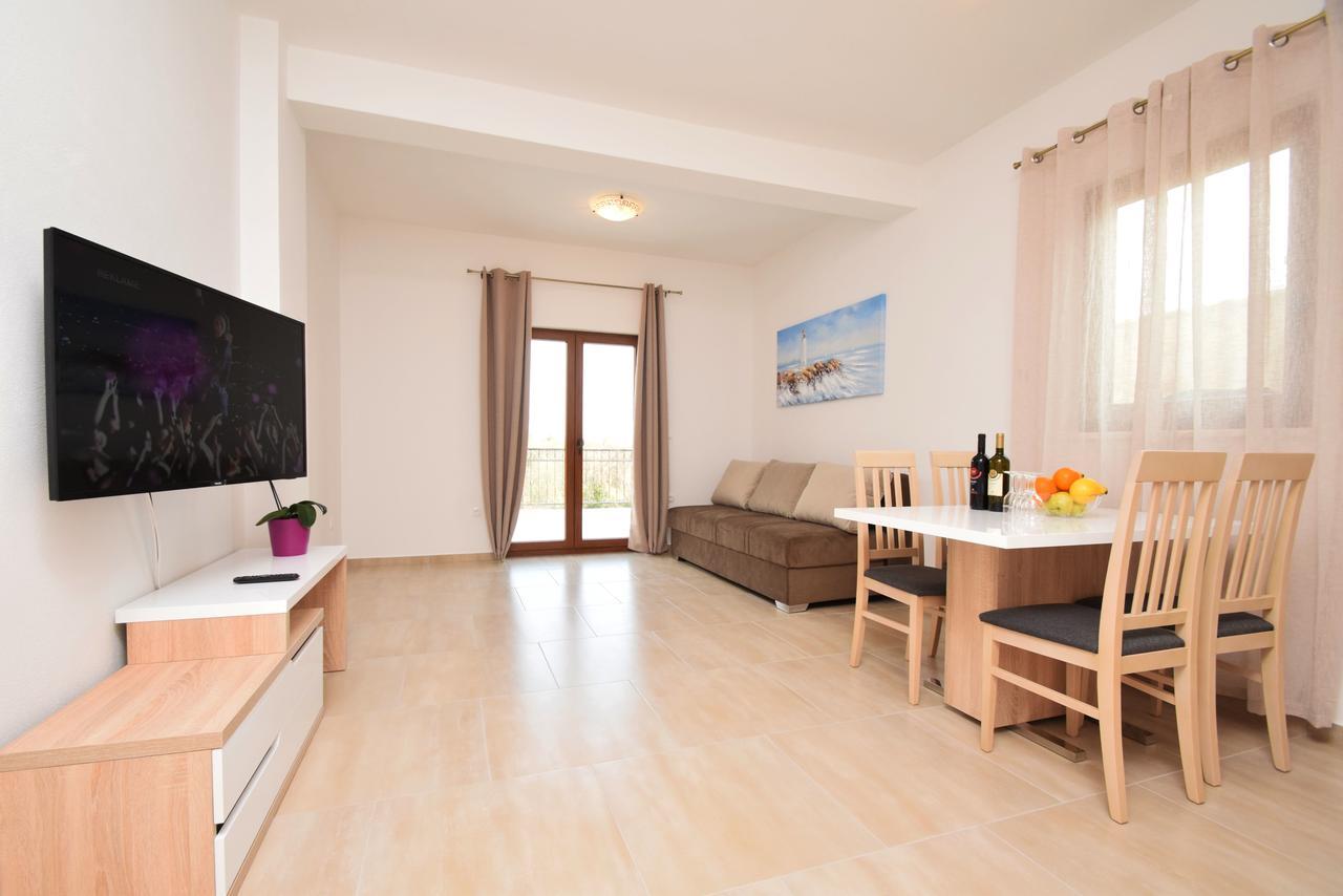 Apartments Paklenica スタリグラード エクステリア 写真