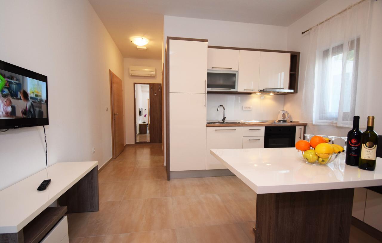 Apartments Paklenica スタリグラード エクステリア 写真