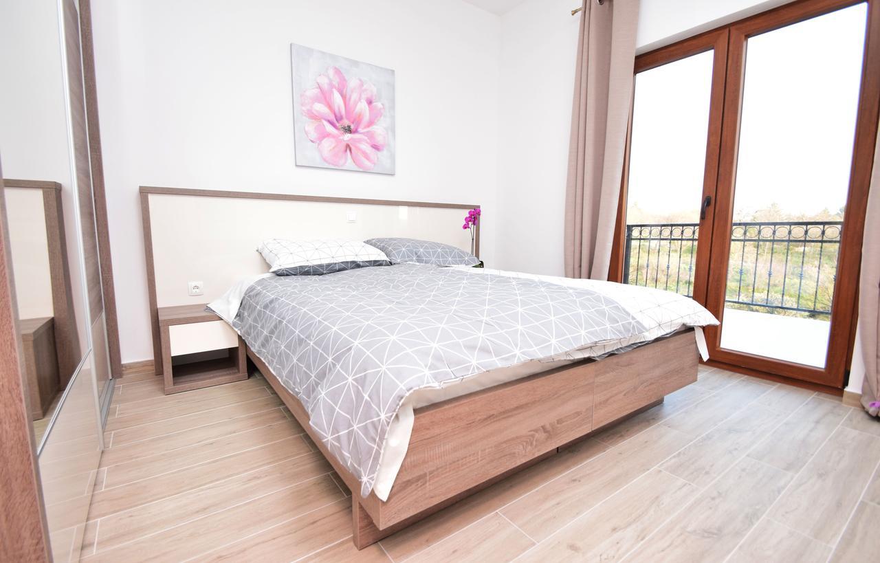 Apartments Paklenica スタリグラード エクステリア 写真