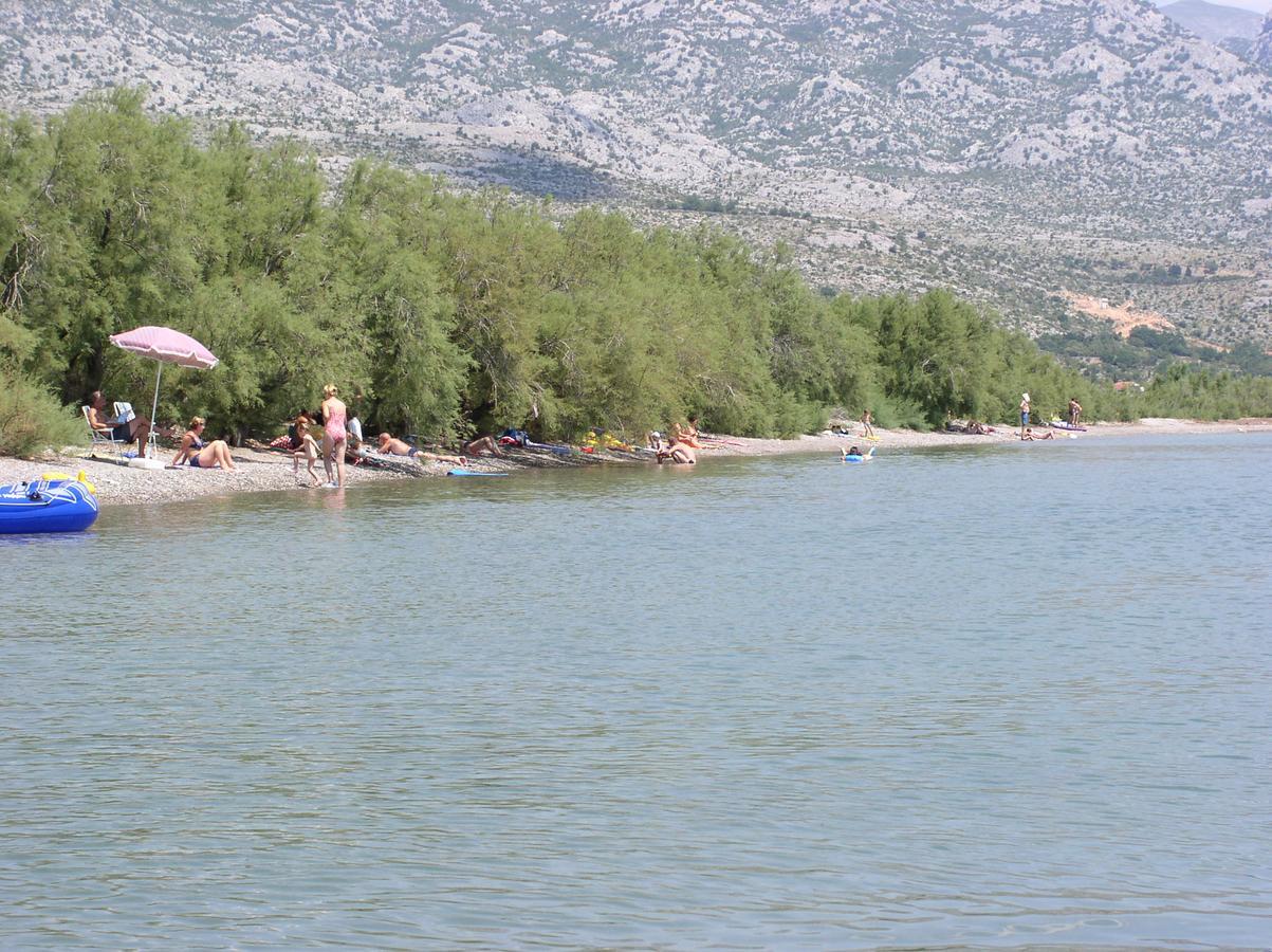 Apartments Paklenica スタリグラード エクステリア 写真