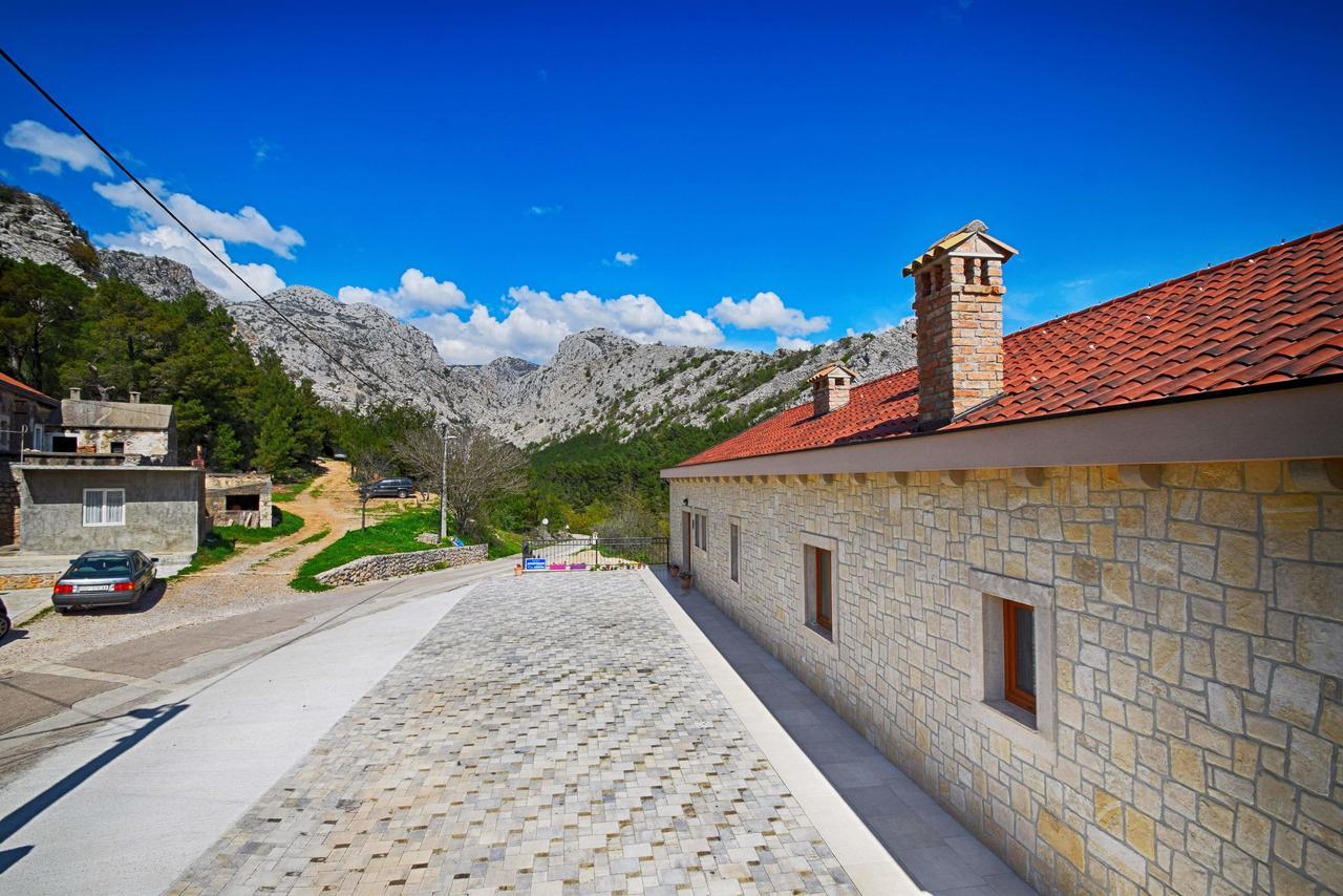 Apartments Paklenica スタリグラード エクステリア 写真